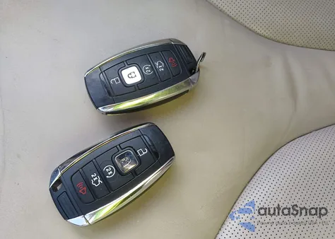 2017 Lincoln Mkc Select z USA, uszkodzony, nr VIN 5LMCJ2D98HUL45403